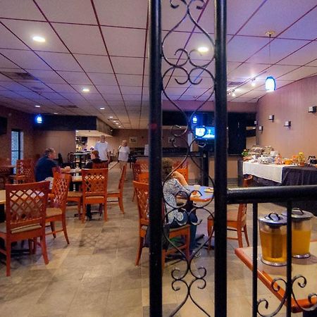 Newark Garden Finger Lakes Hotel מראה חיצוני תמונה
