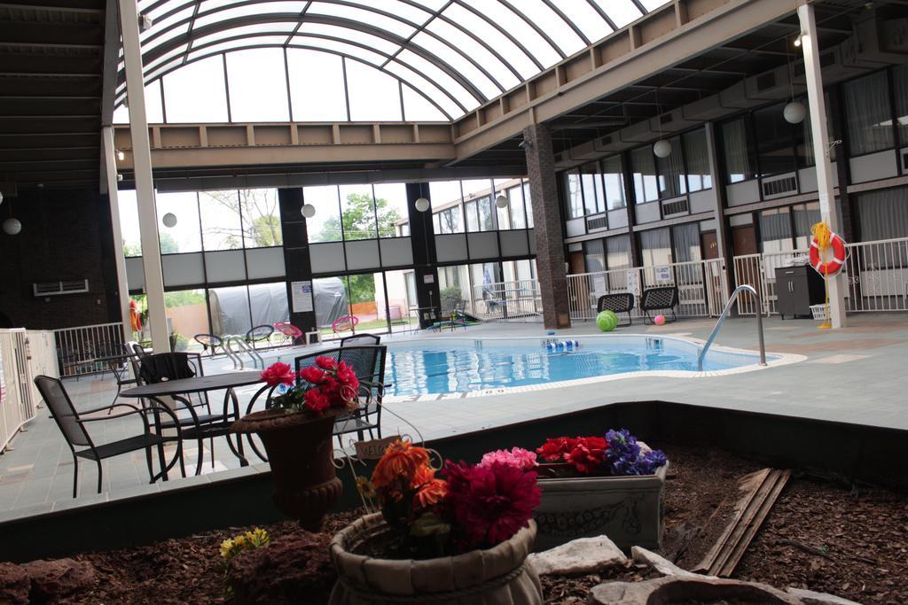Newark Garden Finger Lakes Hotel מראה חיצוני תמונה