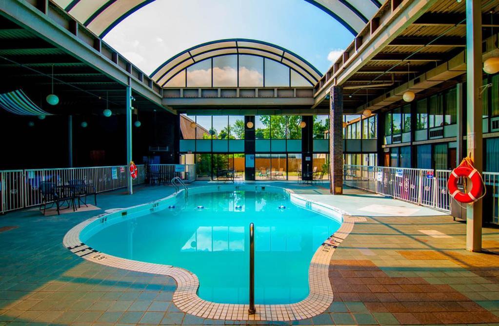 Newark Garden Finger Lakes Hotel מראה חיצוני תמונה